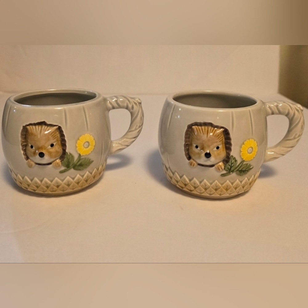 Vintage Woodland Creature Retro Squirrel Coffee Mug Tea Cup Set Of 2